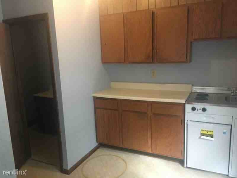 260 260 Lake St 1 - Photo 2 of 6