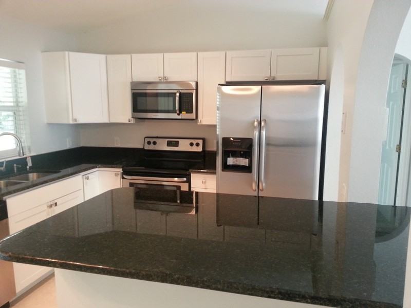 183 Azalea Dr - Photo 3 of 11