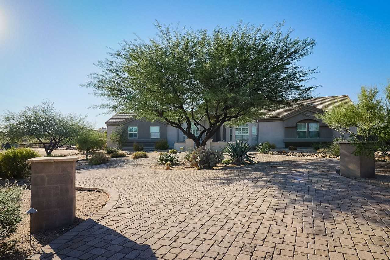 14136 E Gloria Ln - Photo 4 of 40