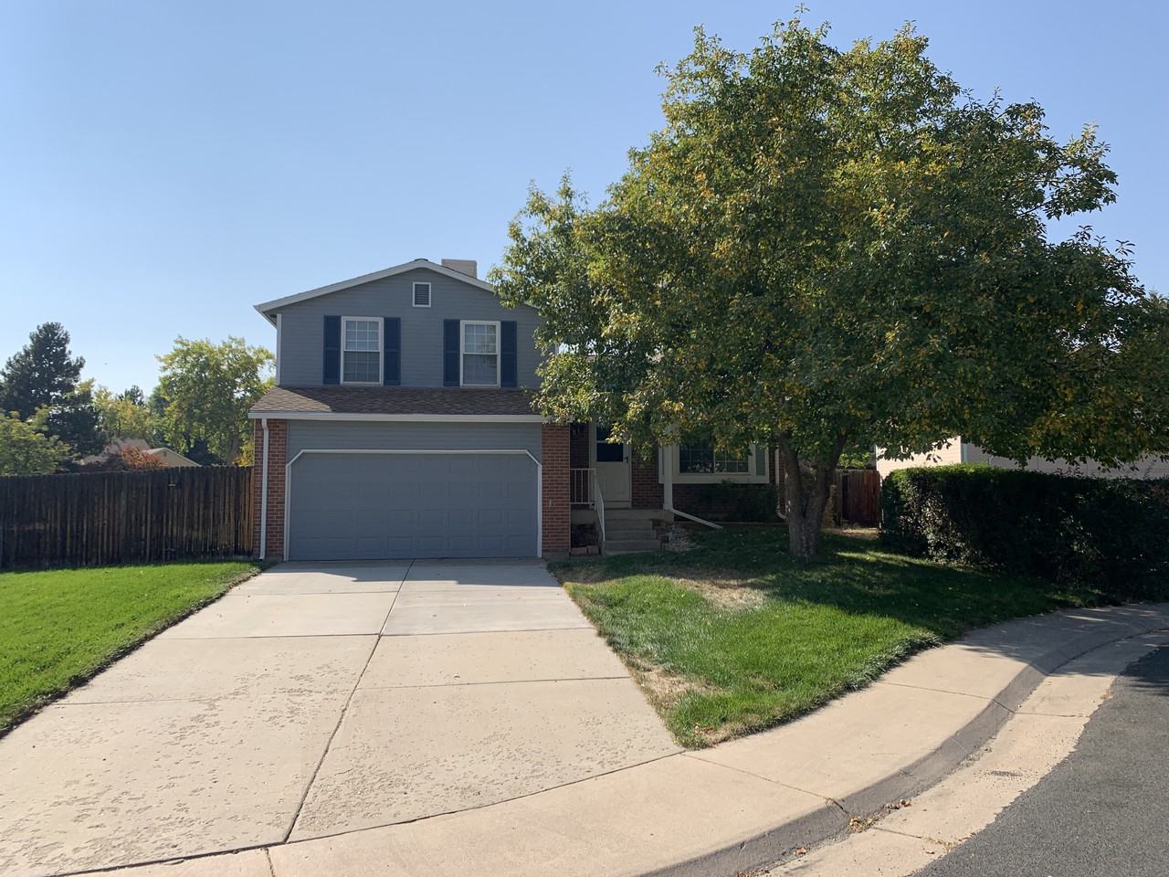281 S Monroe Ct - Photo 2 of 21