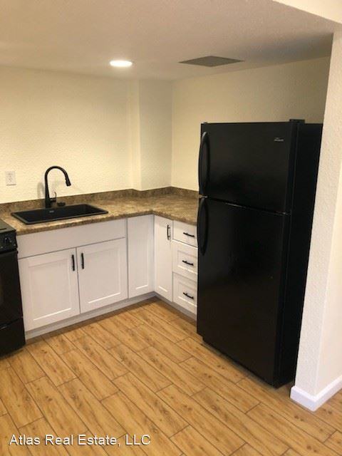 1853-1865 W Mosier Place - Photo 2 of 12