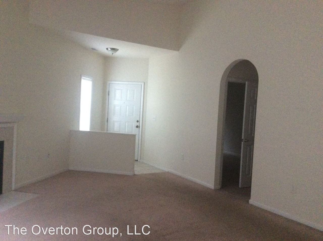 1109 Turtle Creek Dr #H - Photo 2 of 11