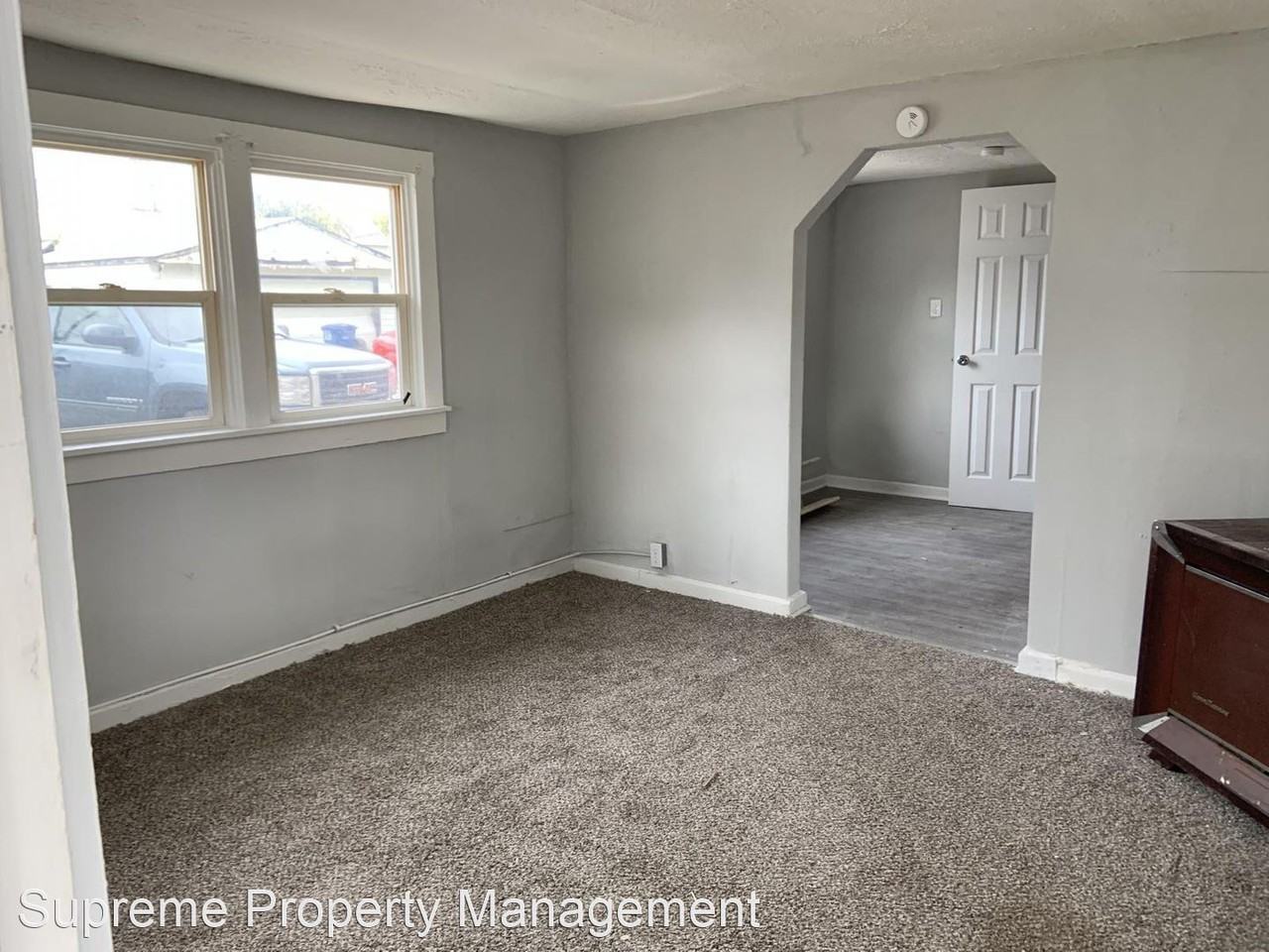 316 E Franklin St - Photo 3 of 7