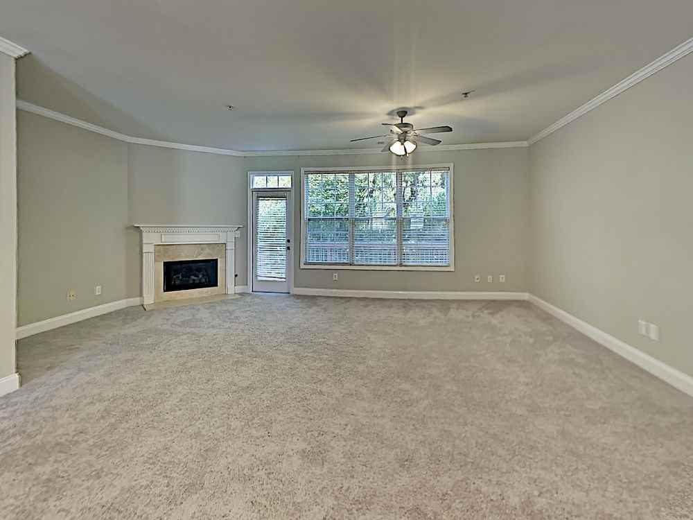 305 Williamson St Se - Photo 2 of 28