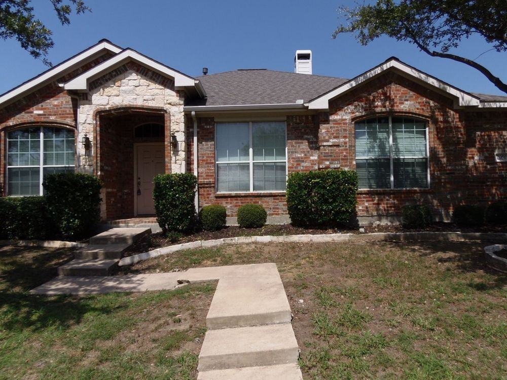 2050 Glencoe Dr - Photo 2 of 25