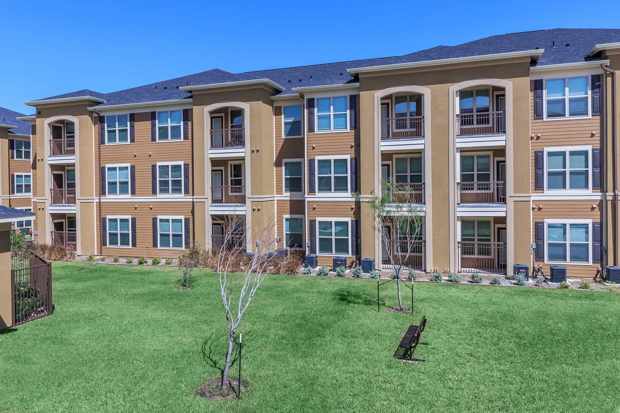 Midway Villas Apartments 1430 S Milanos Rd, Weslaco, TX 78596 Zumper