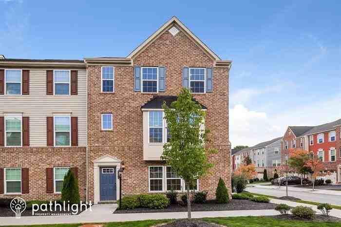 301 Courage Ln - Photo 2 of 17