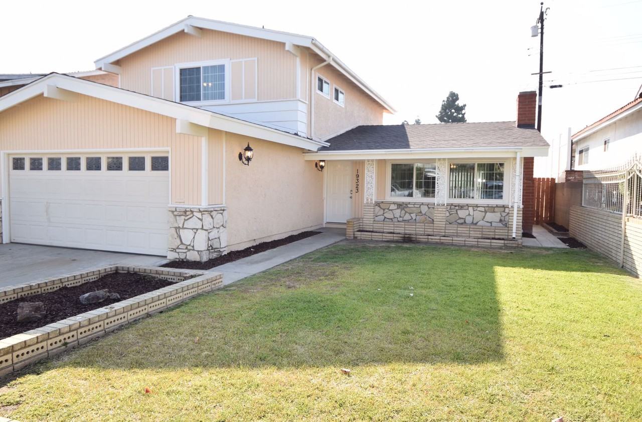 19323 Nestor Ave - Photo 2 of 50