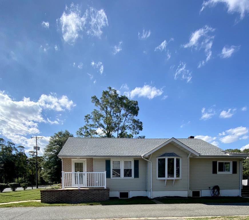 1405 W Park Ave - Photo 2 of 13