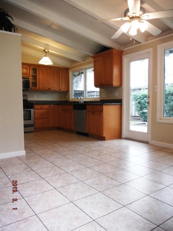 1007 Blazingwood Drive - Photo 3 of 32