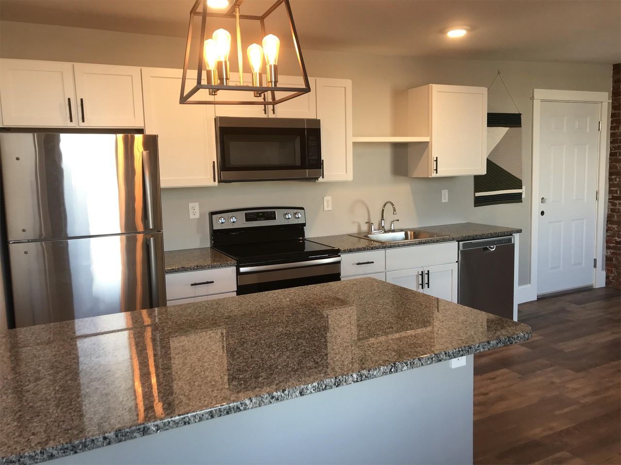 201 W 12th Ave - Photo 3 of 9