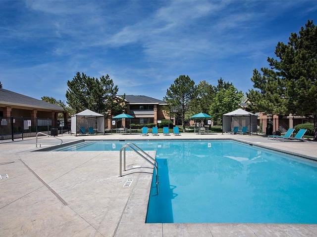 6885 S Redwood Rd - Photo 4 of 34