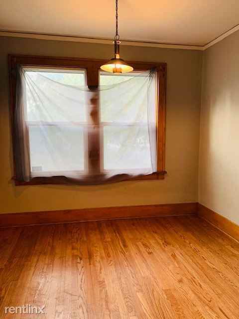 4562 Charles St - Photo 2 of 8