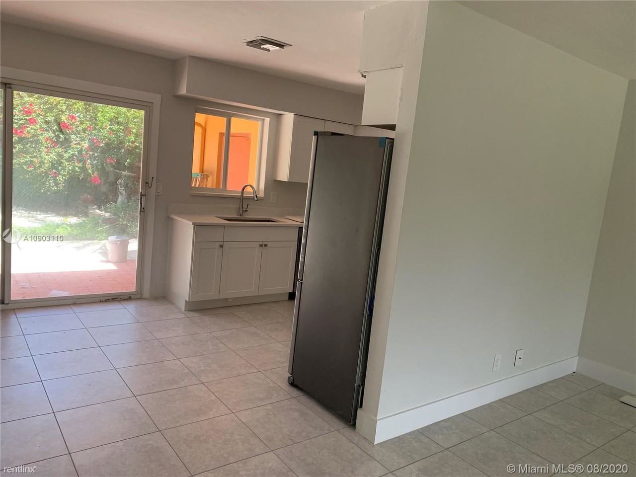 2041 Ne 51st Ct #A - Photo 3 of 19