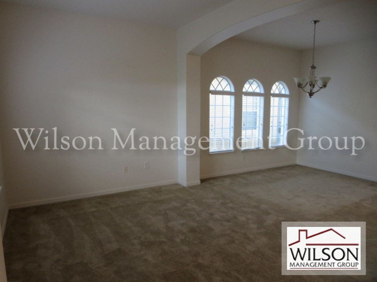 16380 Tudor Grove Dr - Photo 2 of 20