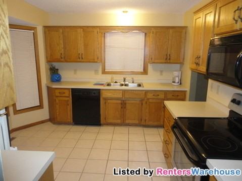 11266 192nd Ave NW - Photo 2 of 13