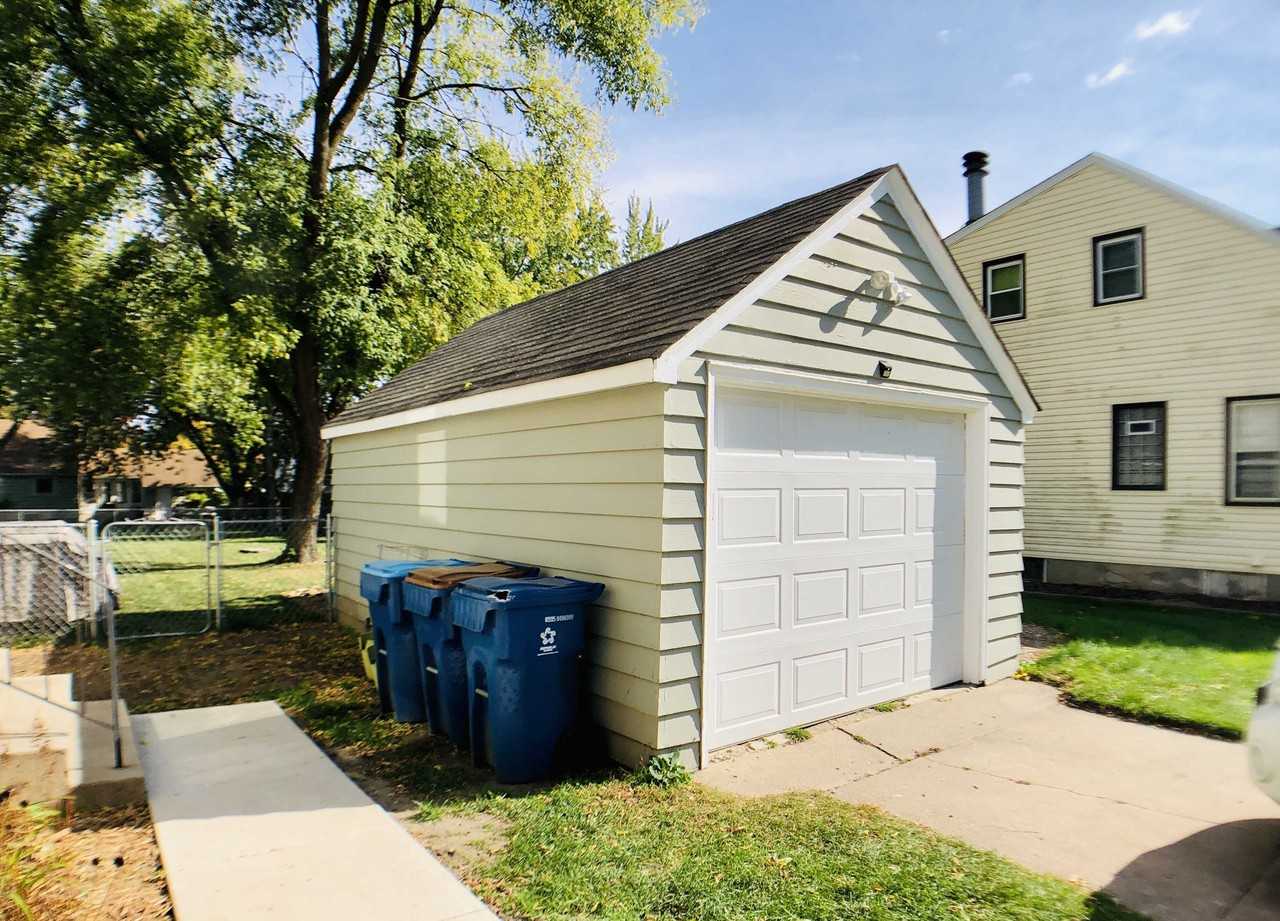 6321 3rd Ave S - Photo 2 of 41