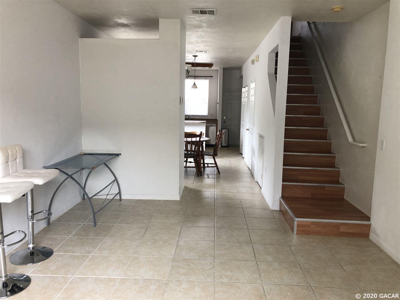 3890 3890 SW 20th Avenue 1701 - Photo 2 of 7