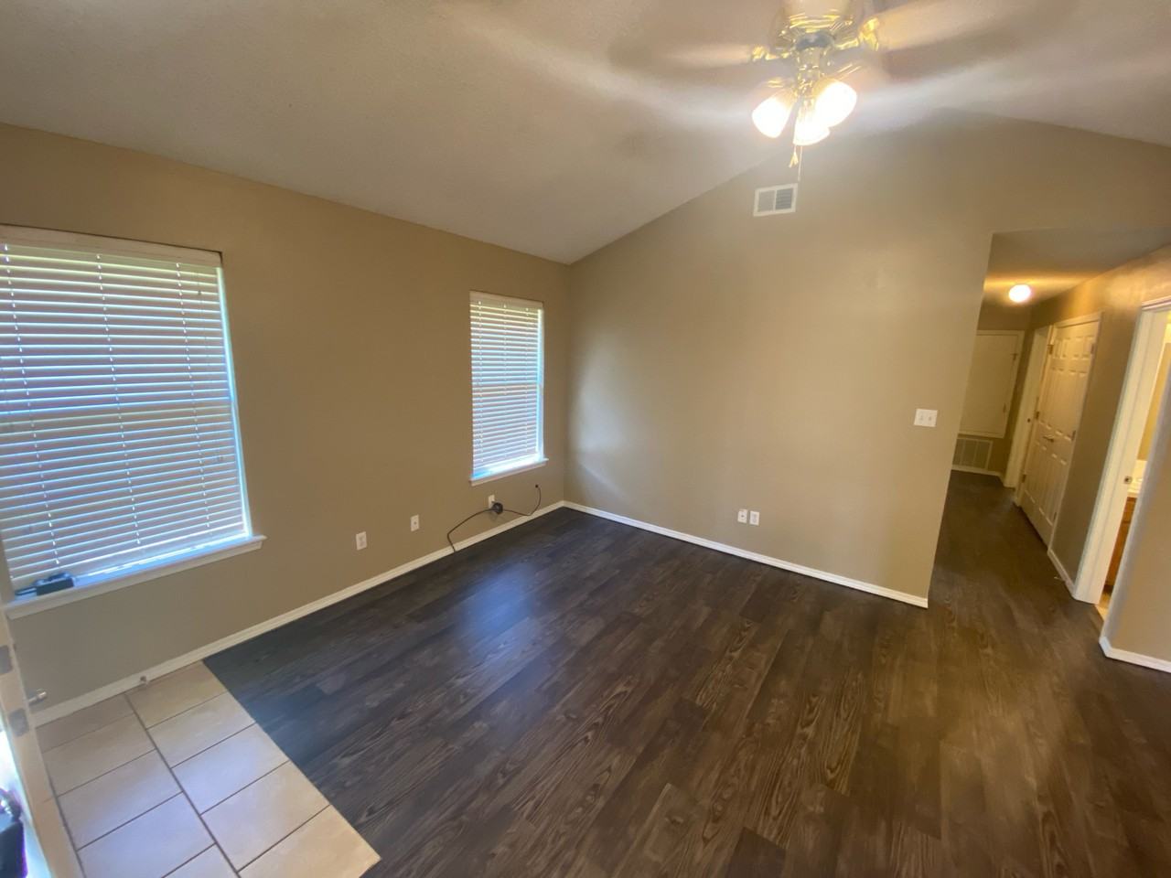 1820 Ingalls Ln - Photo 2 of 14