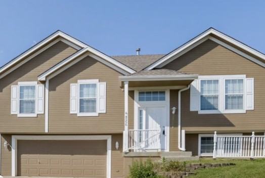 8556 N Gower Ave - Photo 2 of 16