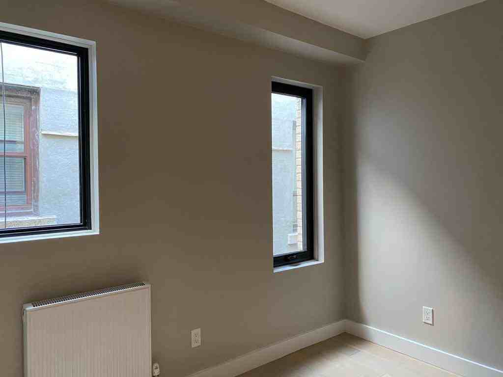 1022 Bloor Street West - Photo 7