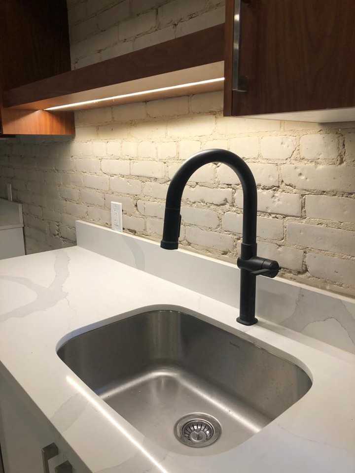 1022 Bloor Street West - Photo 4