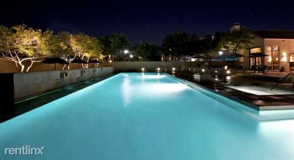 3936 Travis St - Photo 3 of 5