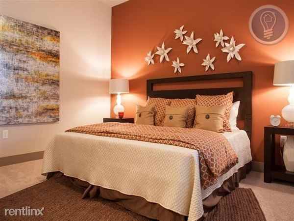 1317 Annex Ave - Photo 3 of 4