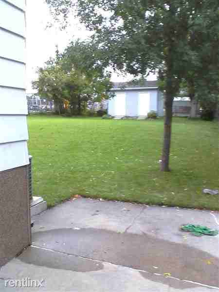 21st Street and Ave. B Apartments E Avenue B, Bismarck, ND 58501 Zumper