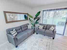 1115 W Sacramento Ave - Photo 1 of 1