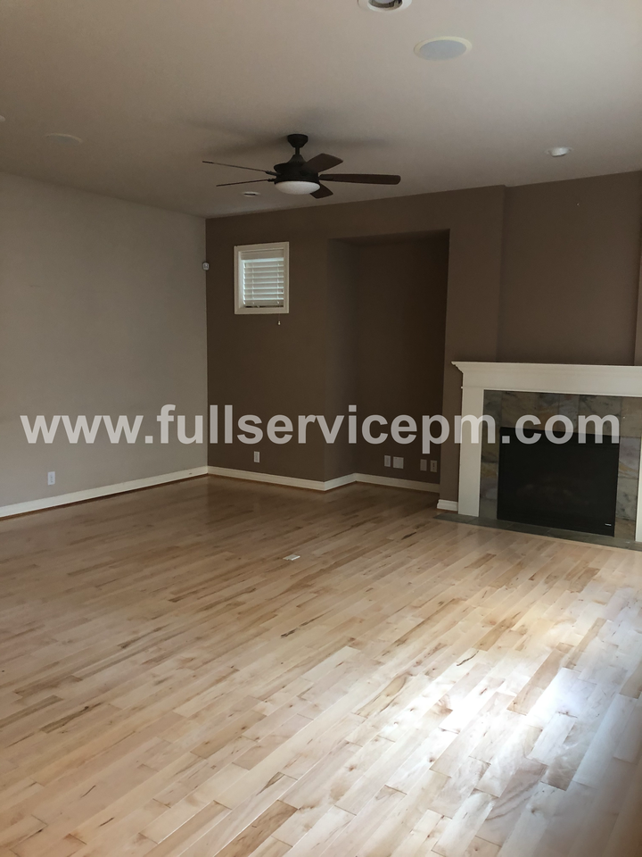 2127 Nw Far Country Ln - Photo 2 of 18