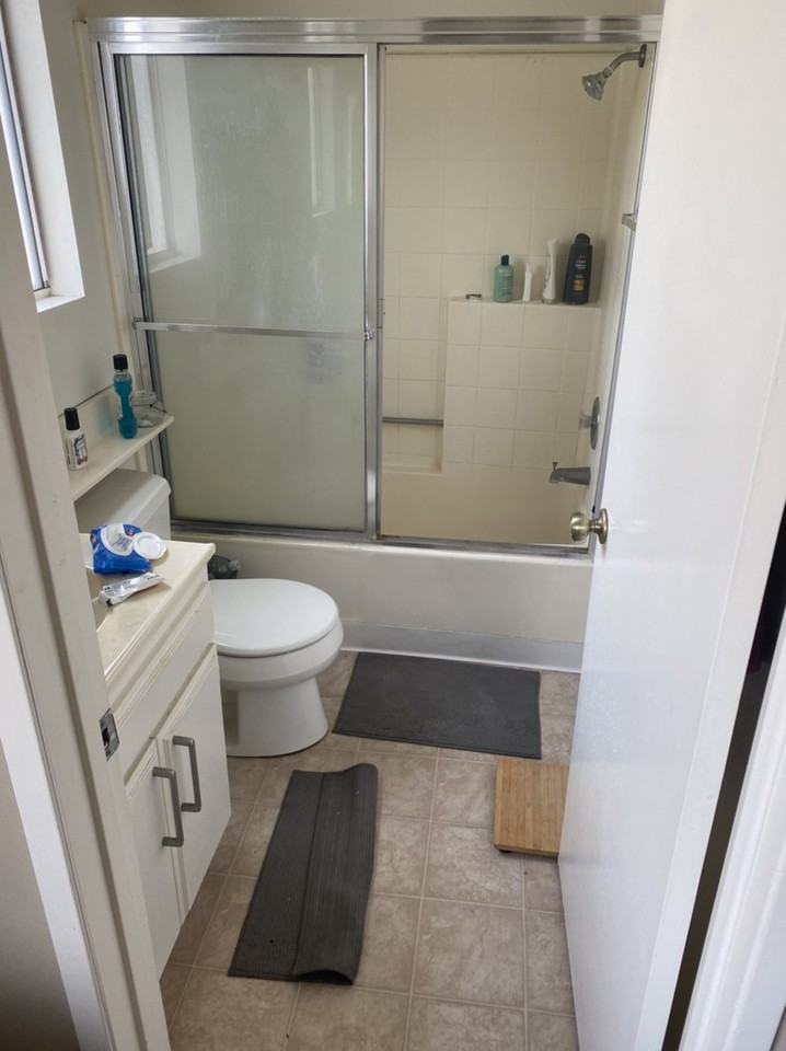 215 E Elmwood Ave - Photo 3 of 5