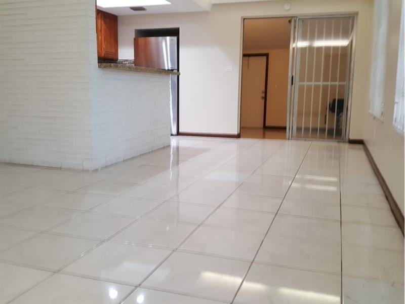 1721 Northwest 27th Terrace - Photo 2 of 6