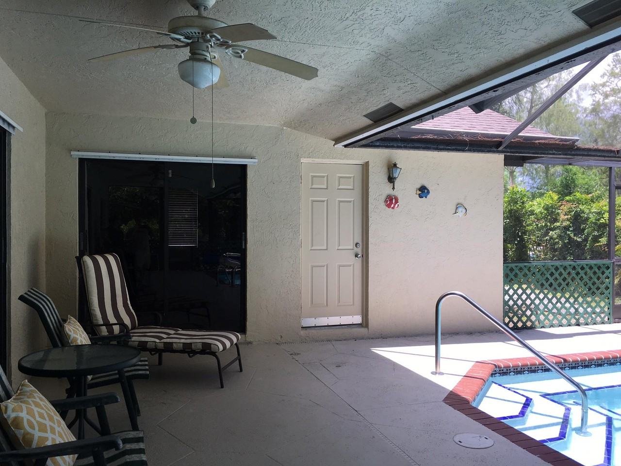 745 Juniper Place - Photo 3 of 12