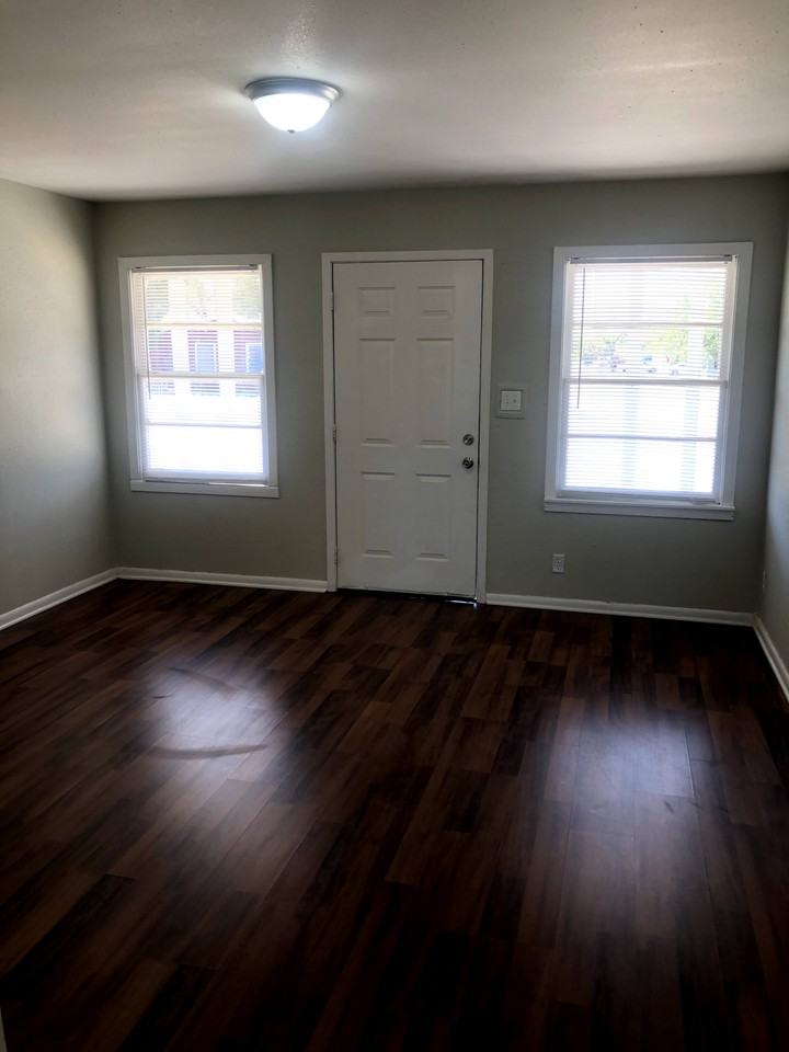 611 McEwen Street - Photo 2 of 12