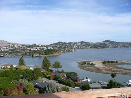 307 Reed Blvd - Photo 2 of 16