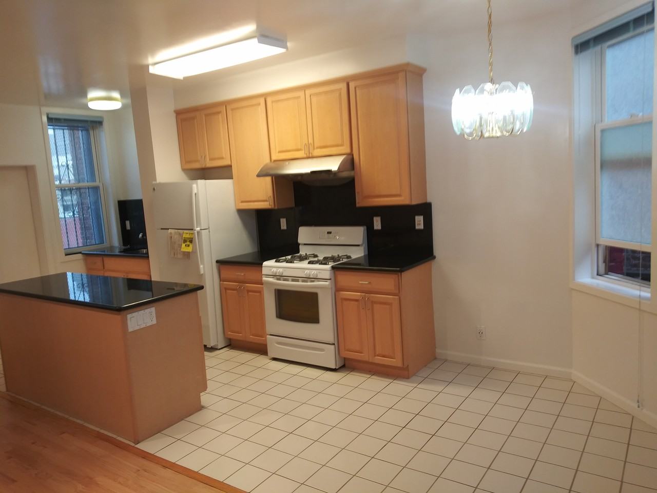 1218 Stockton Street Lower Floo - Photo 3 of 12