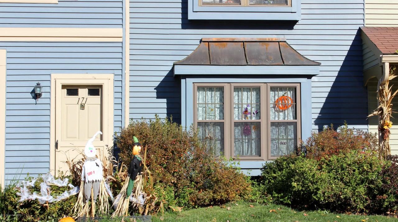 171 Edinburgh Ct - Photo 2 of 5