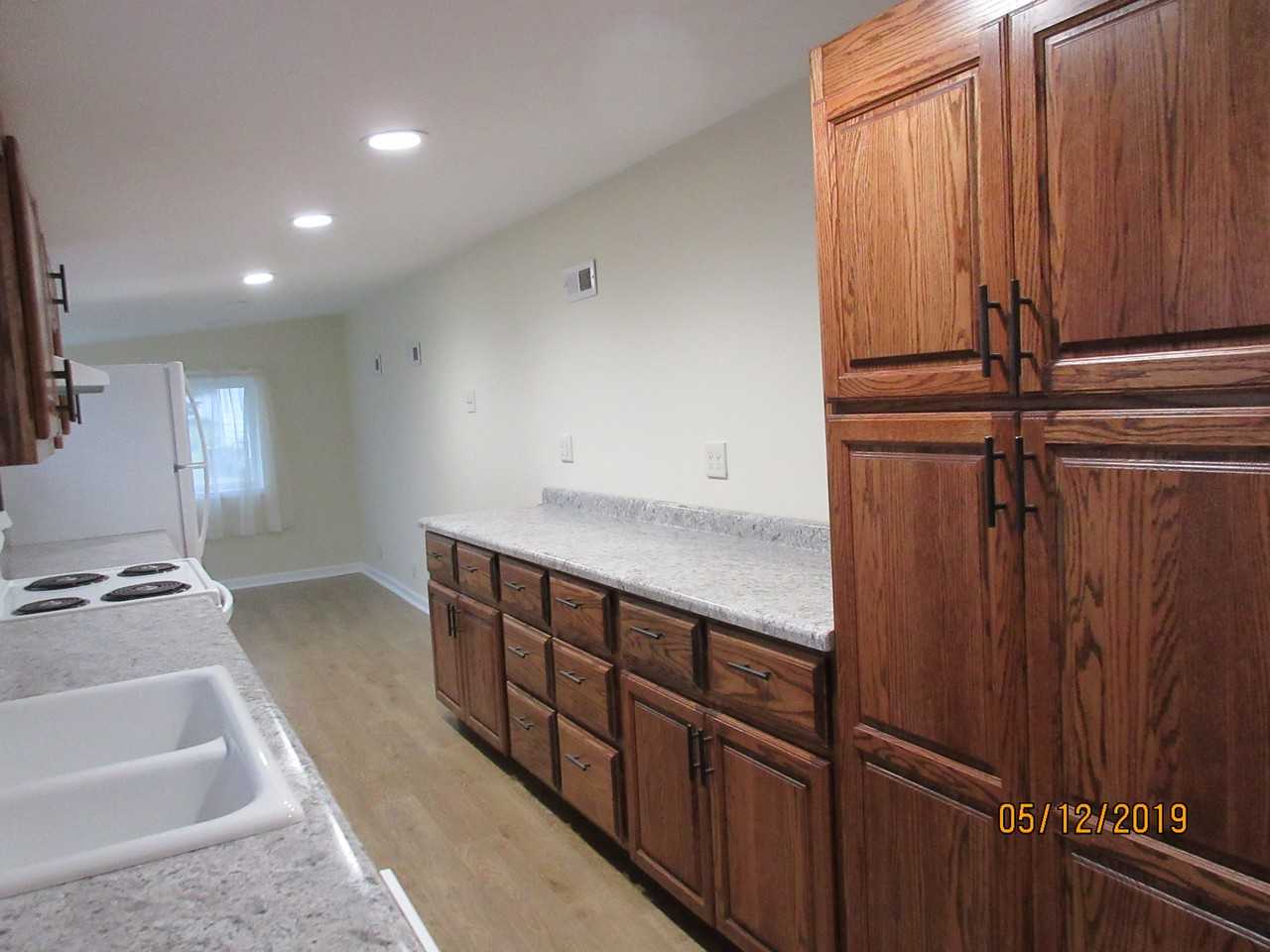 515 West Park Street - Photo 2 of 7