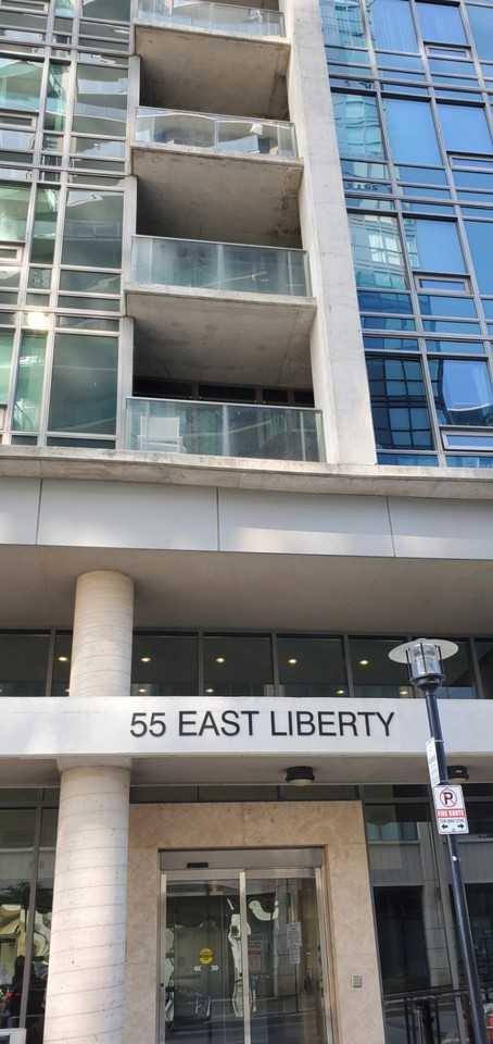 55 East Liberty Street #003