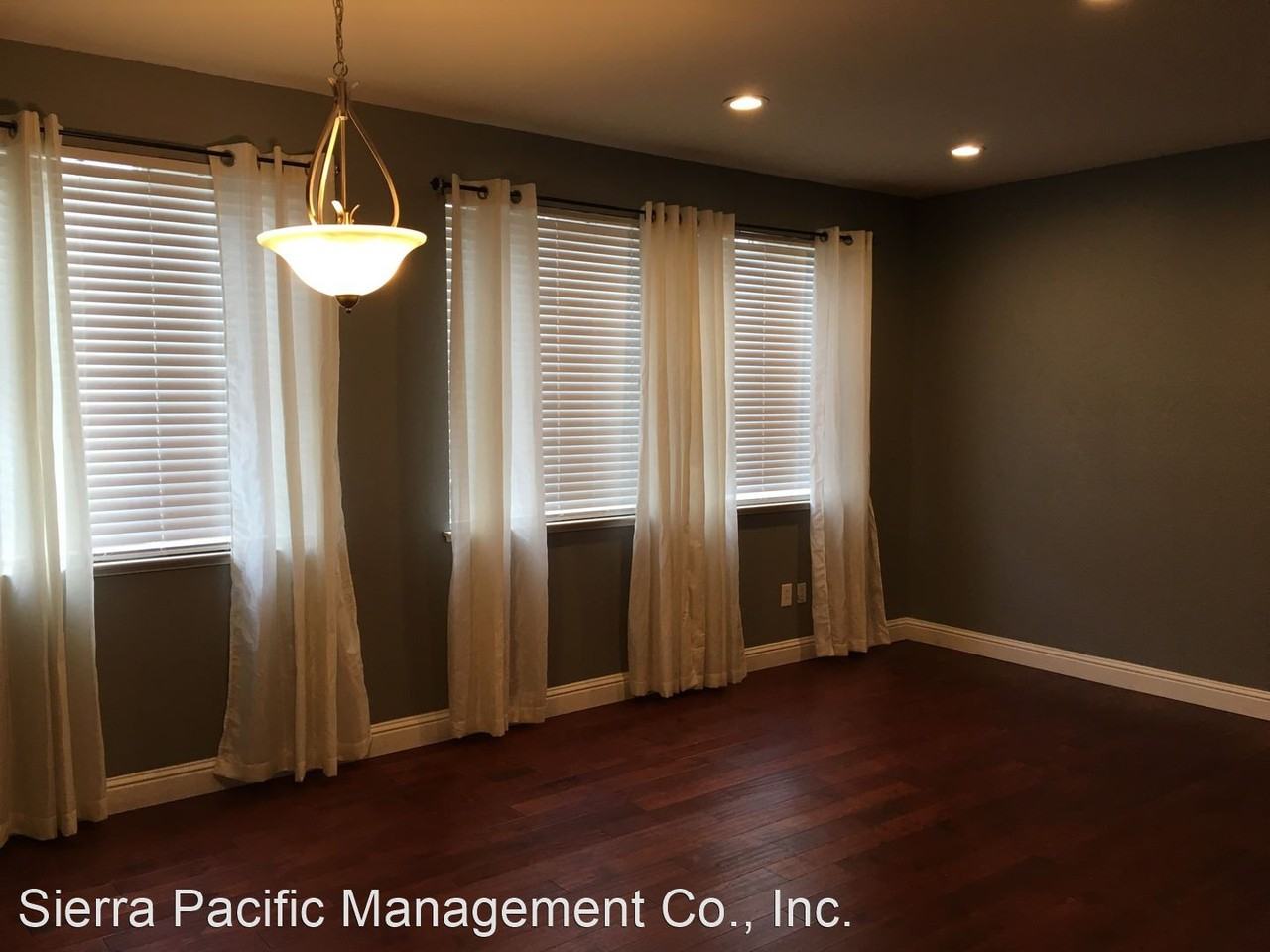 462 Cuppelo Dr - Photo 2 of 13