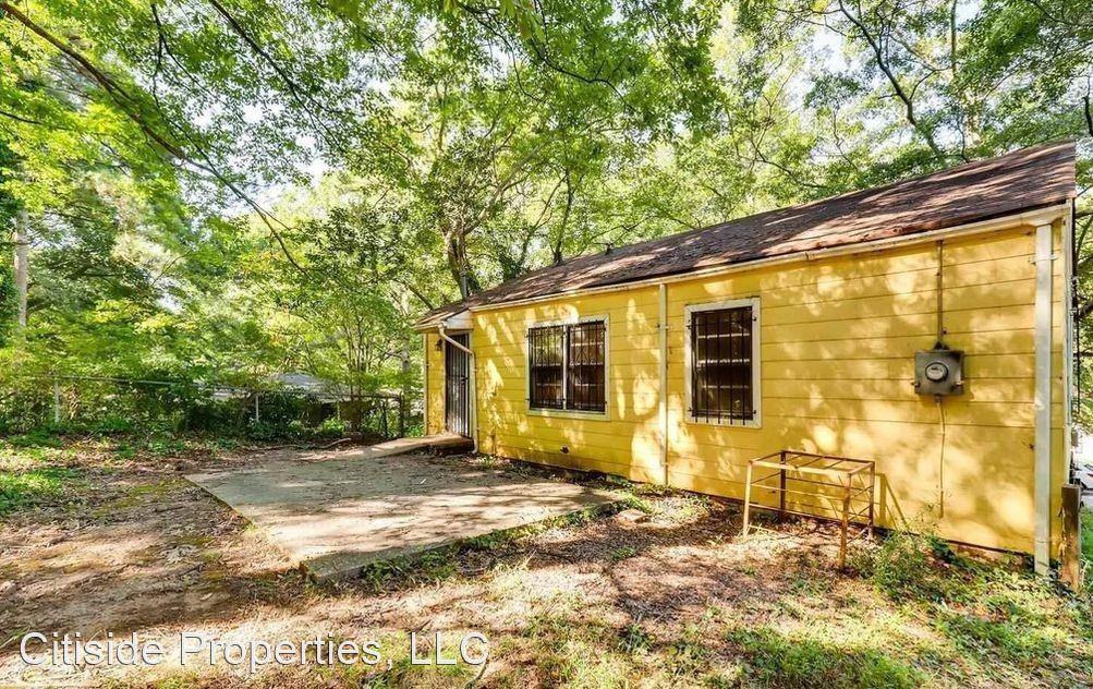 1338 Elizabeth Ave Sw - Photo 2 of 6