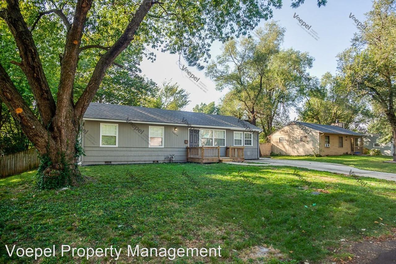 10014 Hardesty Ave - Photo 2 of 14