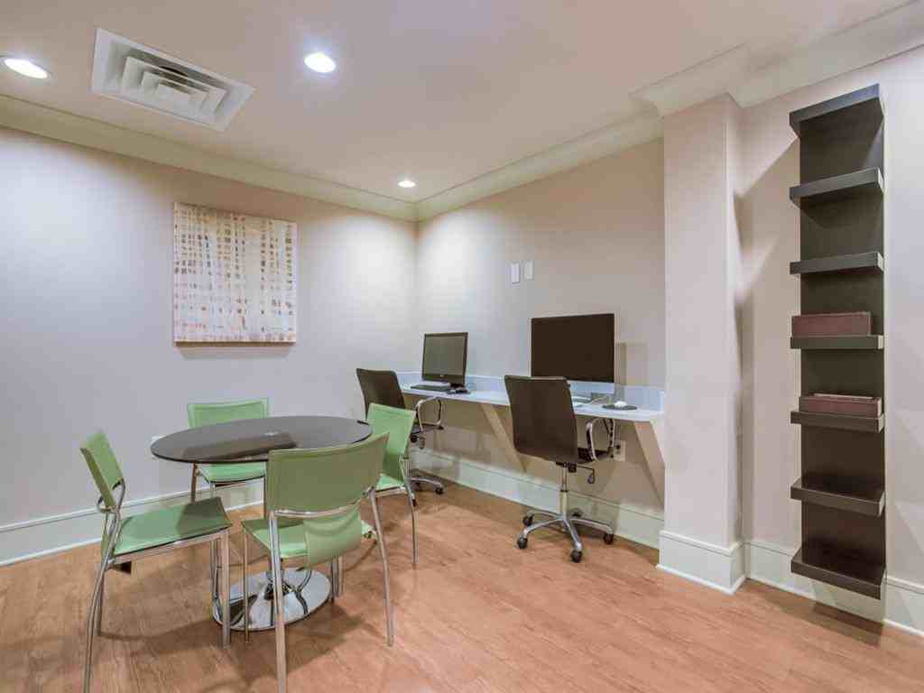 Arches at Glenridge - Photo 7 of 27