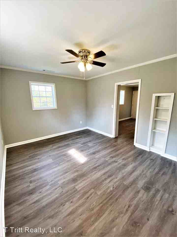 161/163 Carrollton St - Photo 3 of 24