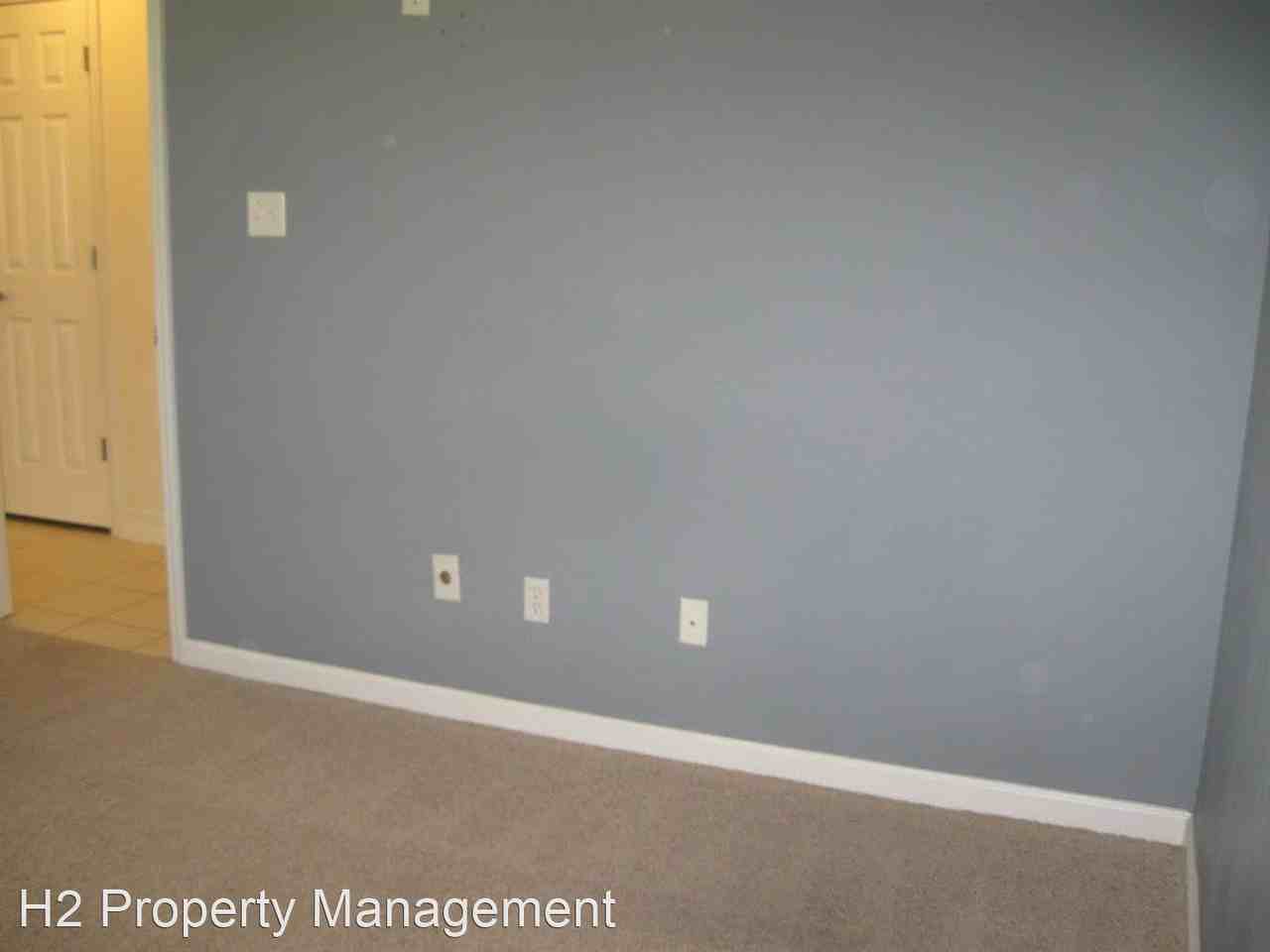 1179 Landings Loop - Photo 3 of 10