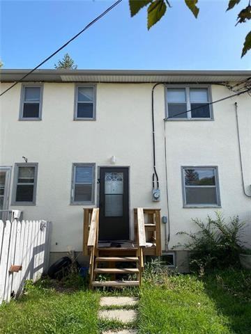 3 Dickson Crescent - Photo 2 of 11