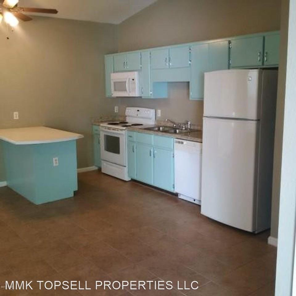 5427 Pinetree Ave - Photo 2 of 10