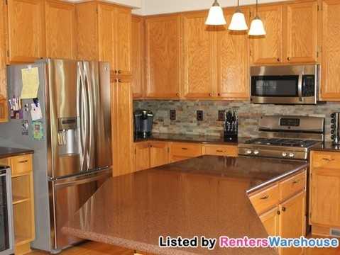 8444 Brewster Ave - Photo 3 of 13