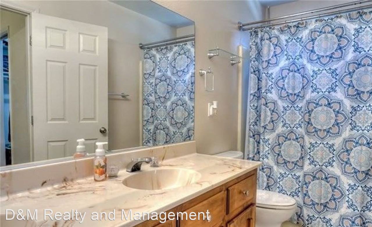 33195 Little John Way - Photo 3 of 6